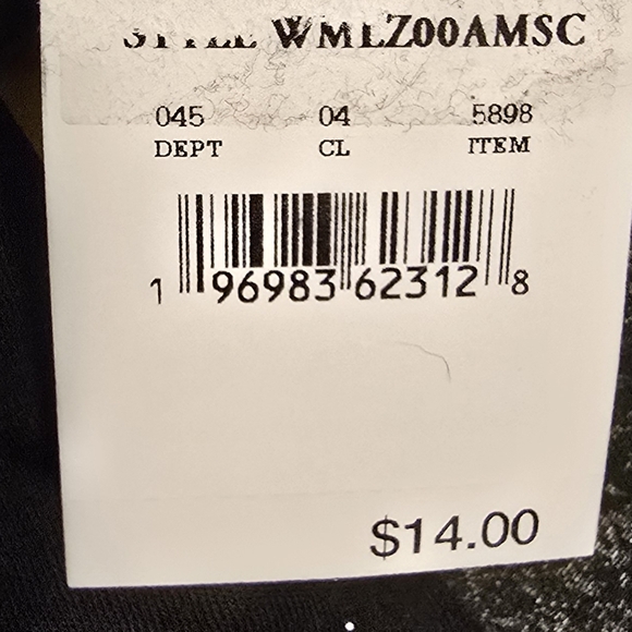 #36 Men's Lizzo short sleeve graphic tshirt - Picture 4 of 5